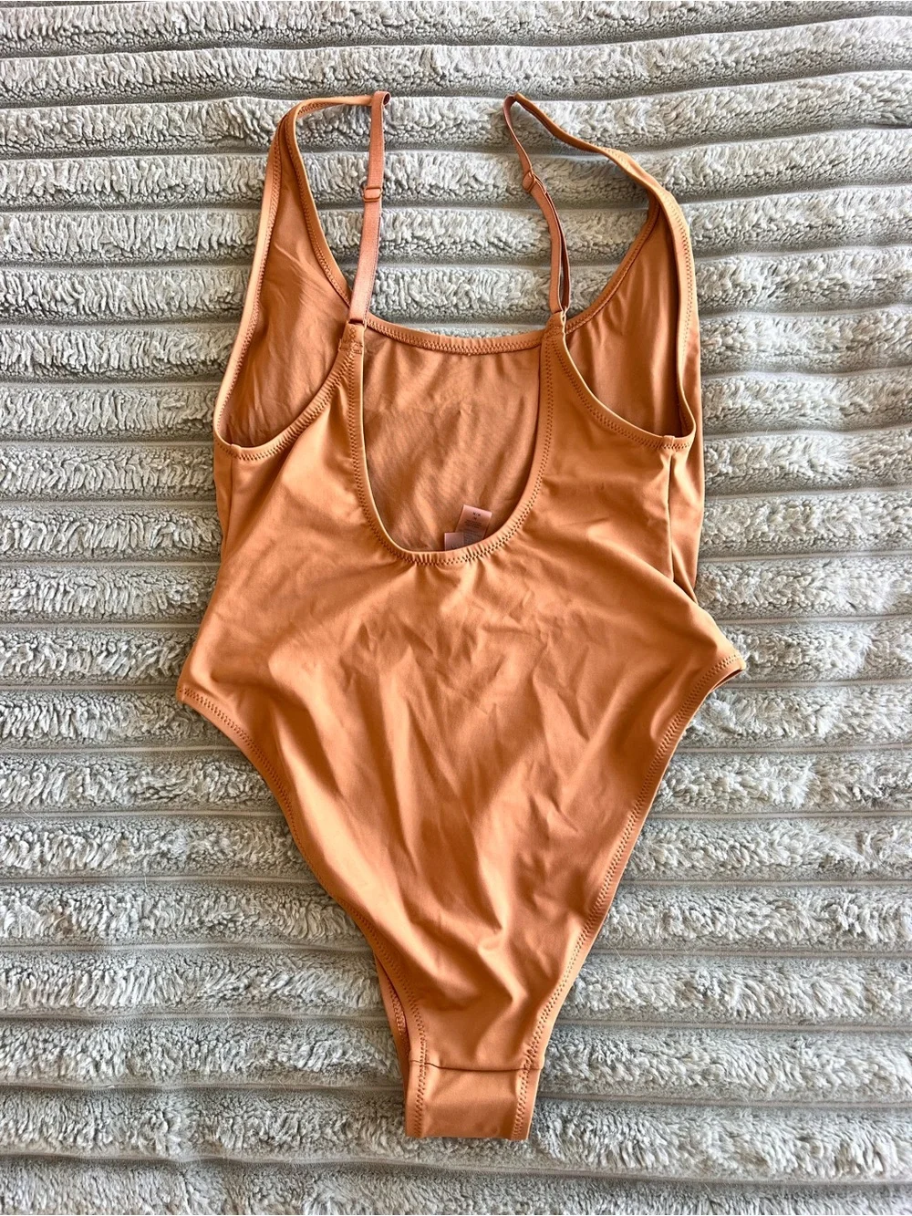 Skims Scoop Neck One Piece Swimsuit BRAND NEW Almond Brown Size M
